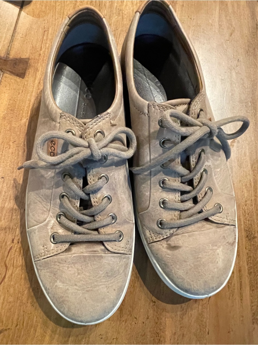 Ecco Men's Taupe Leather Lace-Up Sneakers